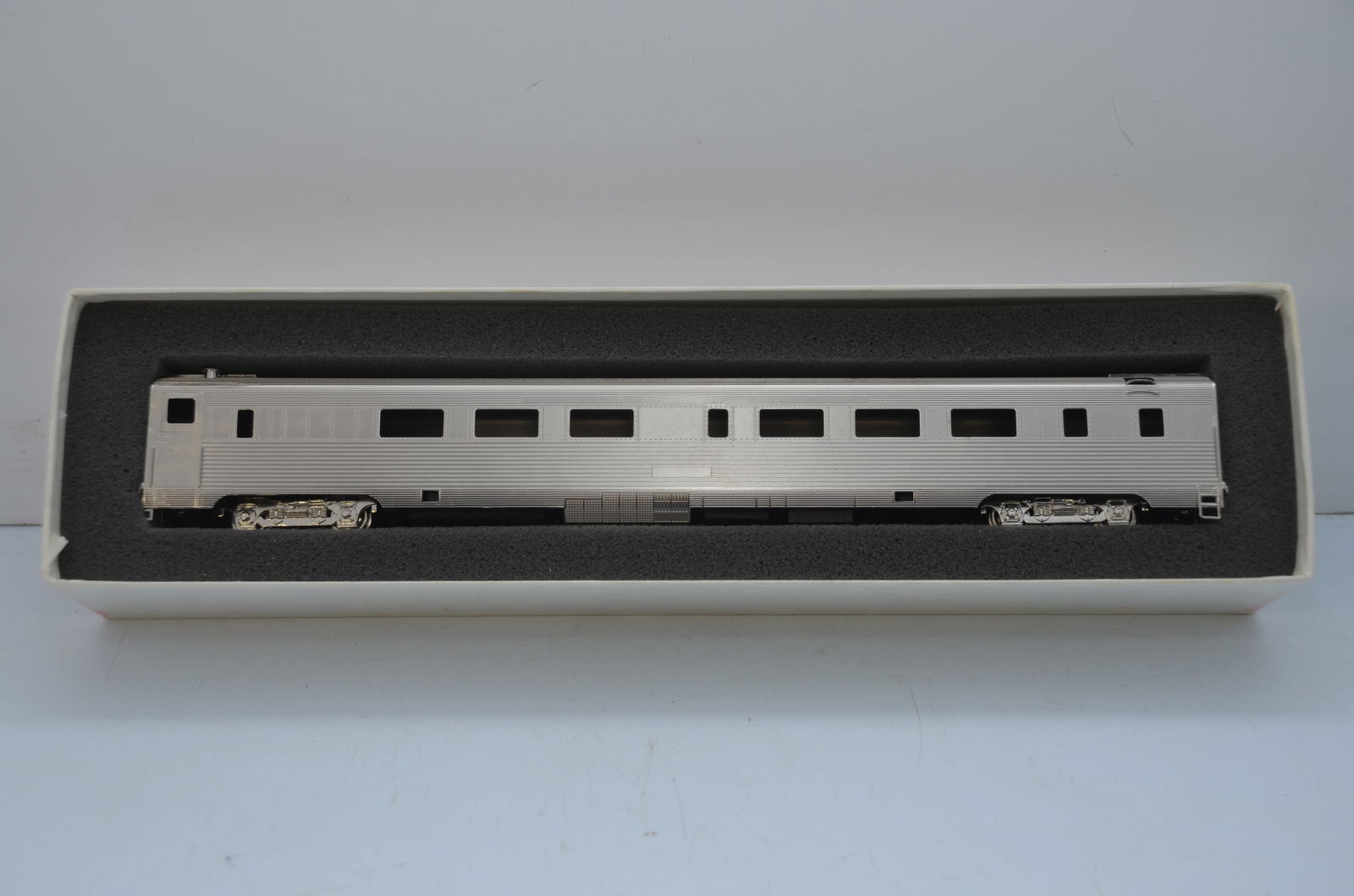 Santa Fe RR Coach/Club Lounge Car-S Soho and Co Brass Models (1 of 5)