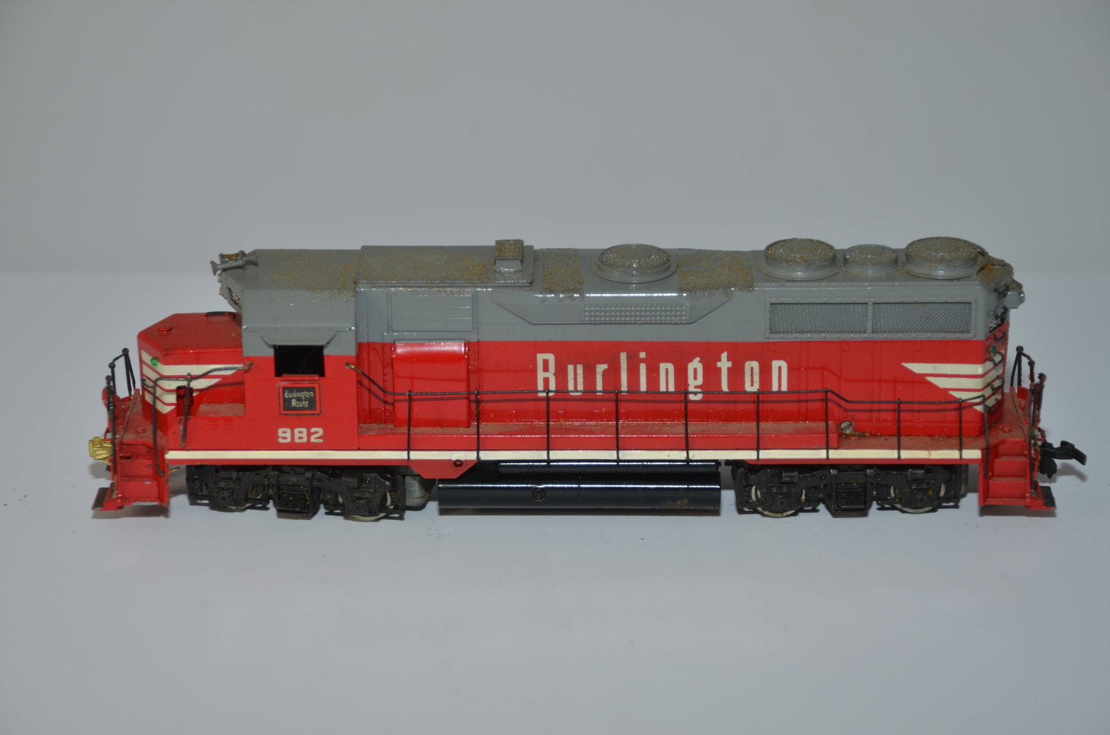 Burlington RR GP35 Diesel Locomotive #982-Tenshodo Brass Models (1 of 7)