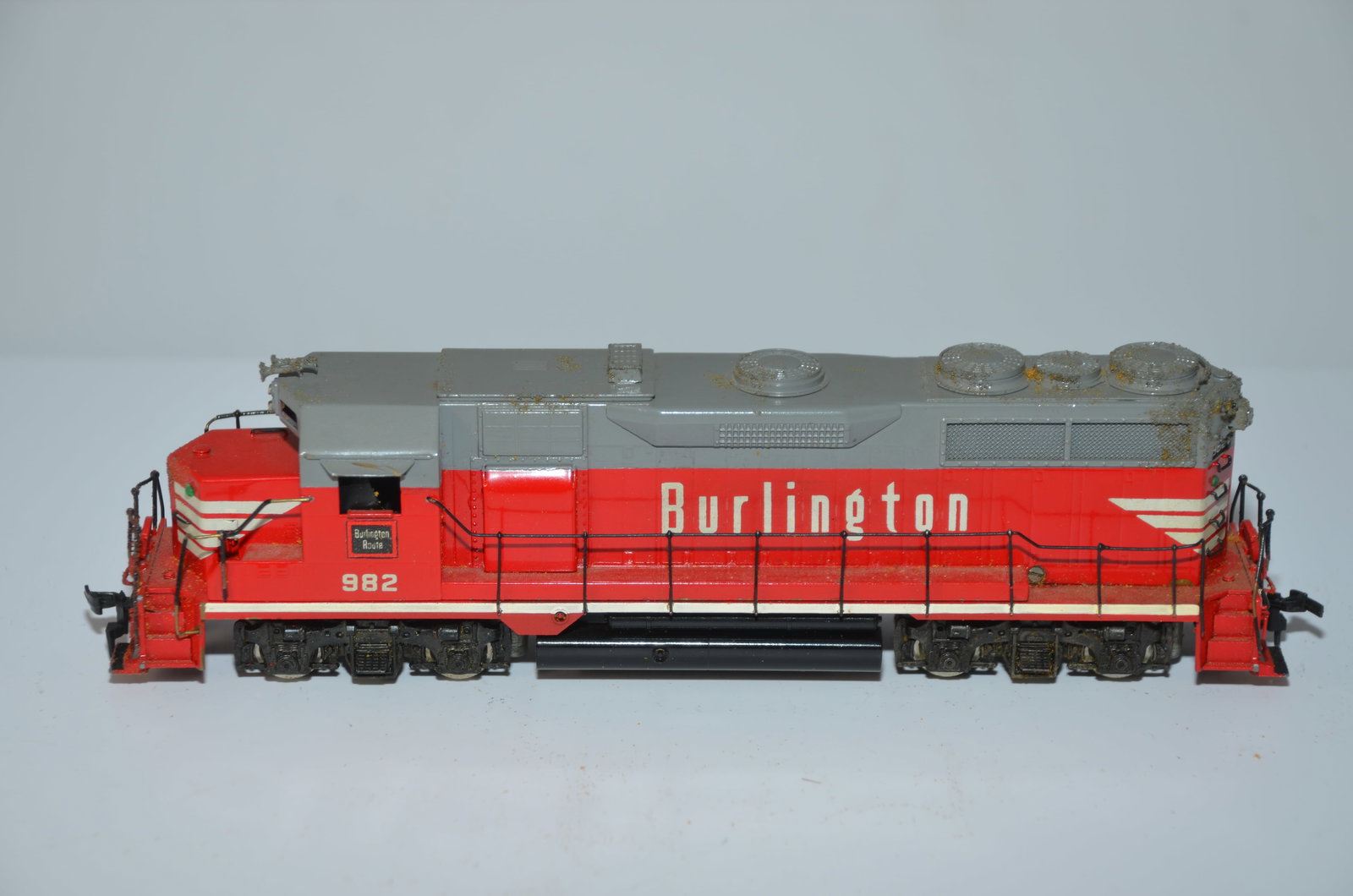 Burlington RR GP35 Diesel Locomotive #982-Tenshodo Brass Models (1 of 7)