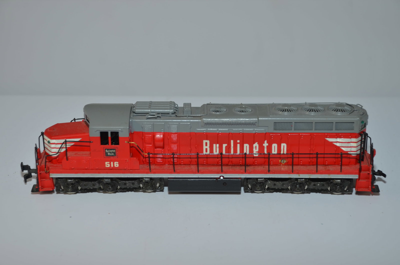 Burlington RR SD24 Diesel Locomotive #516-Tenshodo Brass Models (1 of 7)
