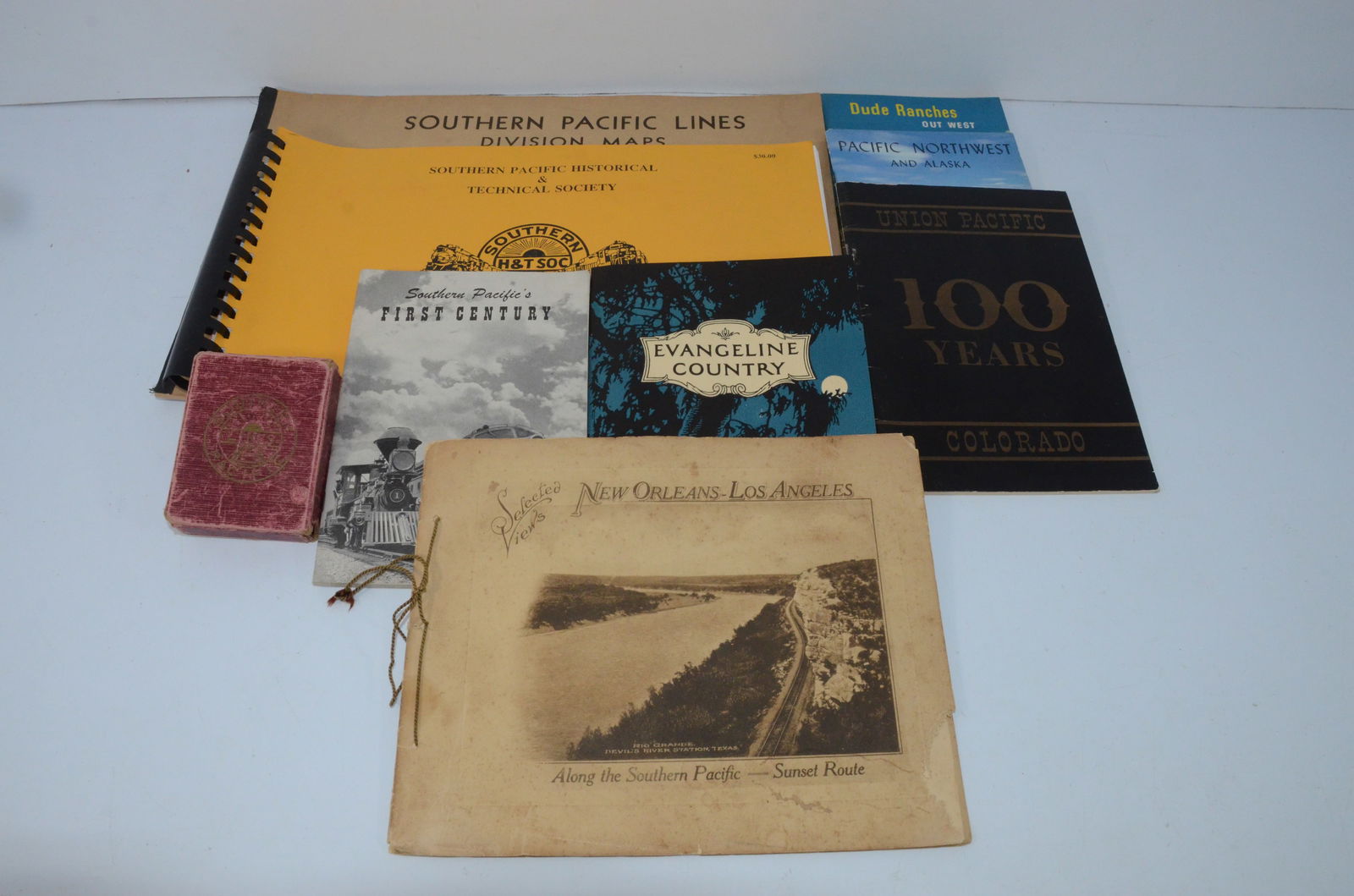 Southern Pacific/Union Pacific RR Rare Book Lot (1 of 7)