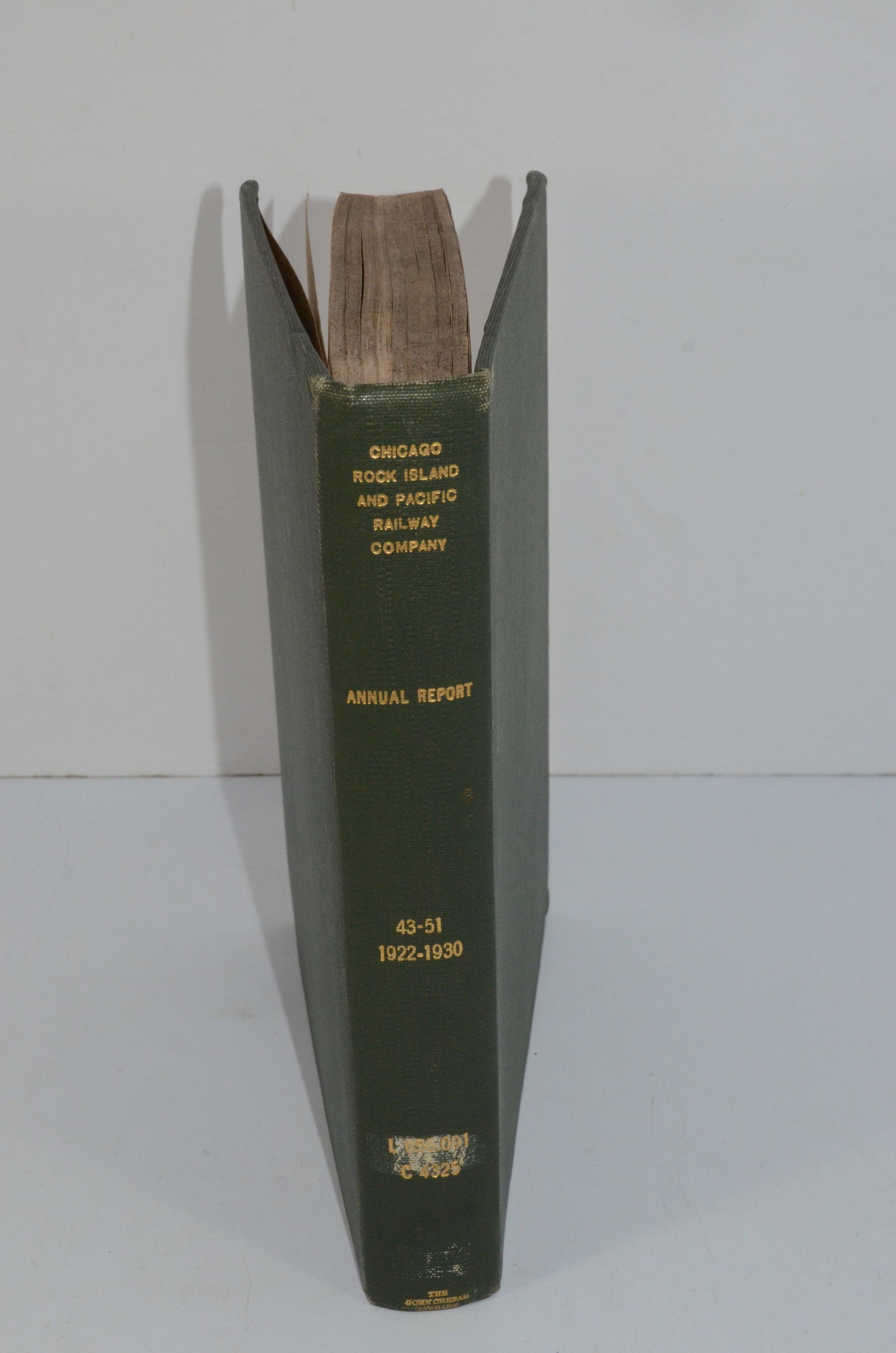 Chicago Rock Island and Pacific RY Bound Volume-Annual Reports 1922-1930 (1 of 3)