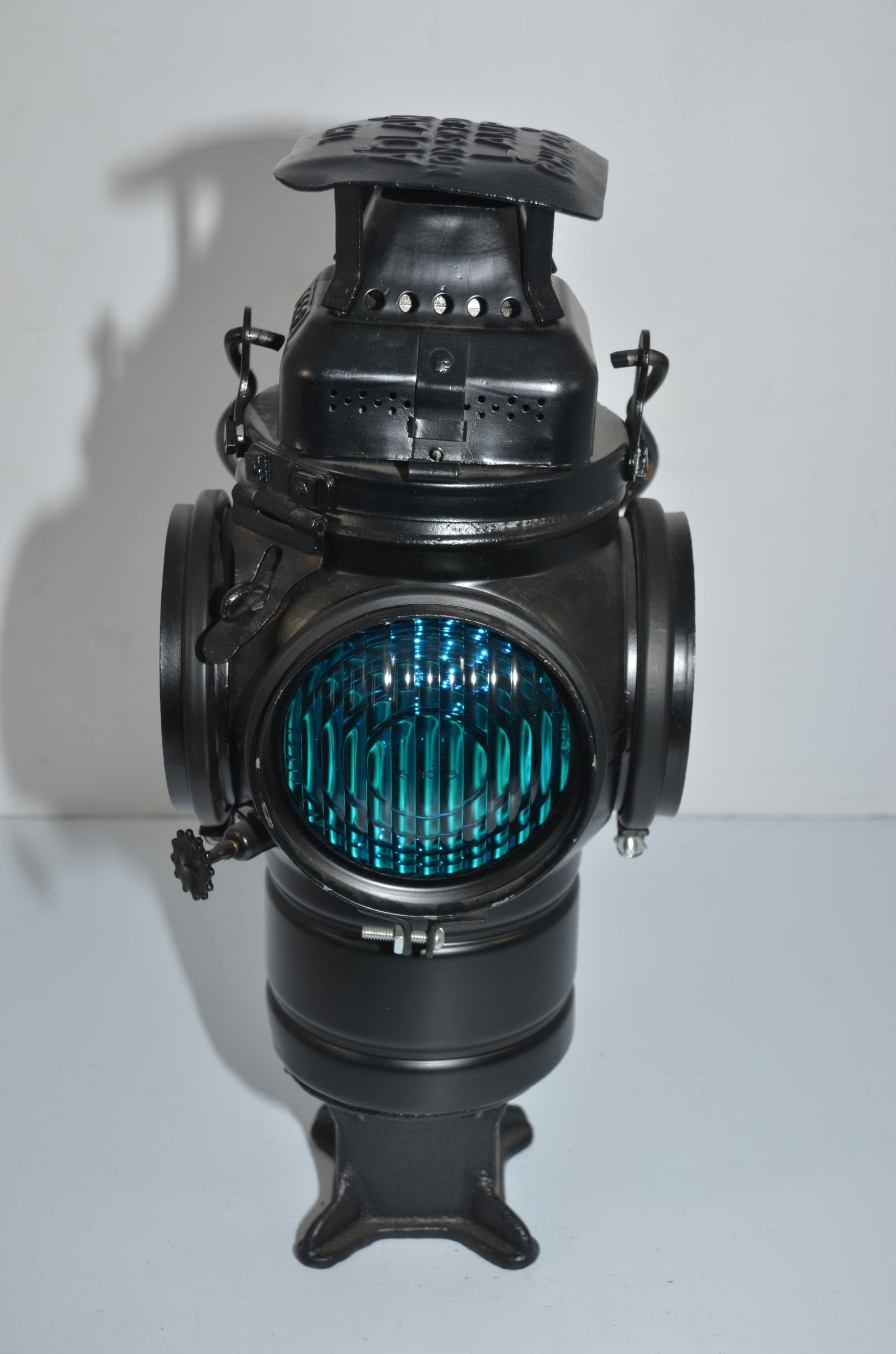 Illinois Central RR Adlake Non-Sweating Switch Lamp (1 of 11)
