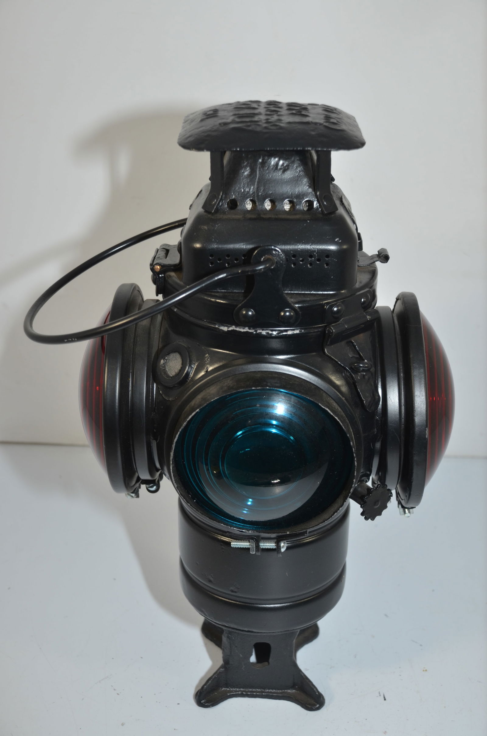 New York Central RR Adlake Non Sweating Switch Lamp (1 of 10)