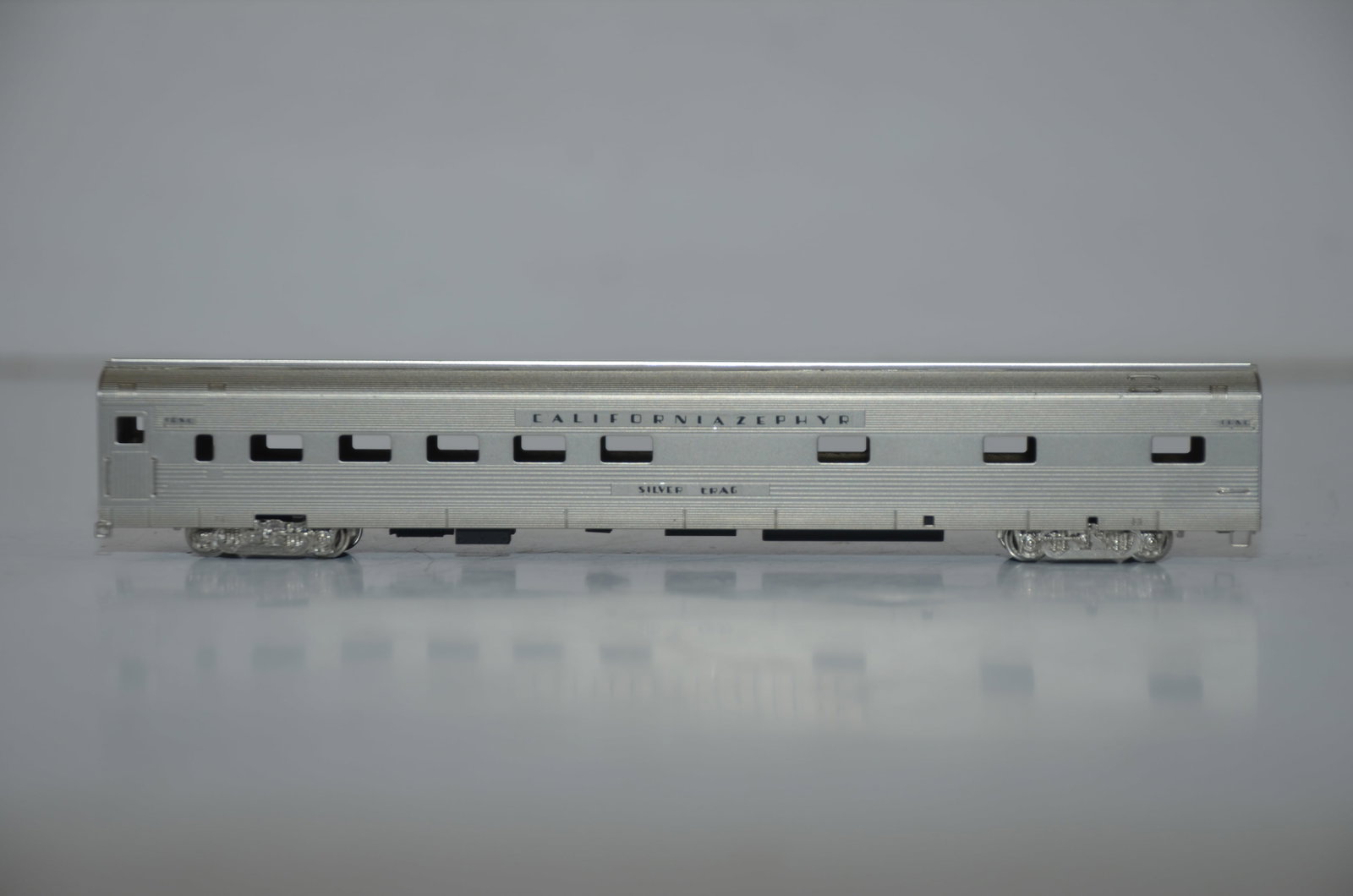 California Zephyr Sleeper Car SILVER CRAG-Oriental Ltd Brass Models-N Scale: This is a California Zephyr sleeper car SILVER CRAG #429, in N scale. New in the original box. Made by KMT in Japan and distributed by Oriental Limited Brass Models.