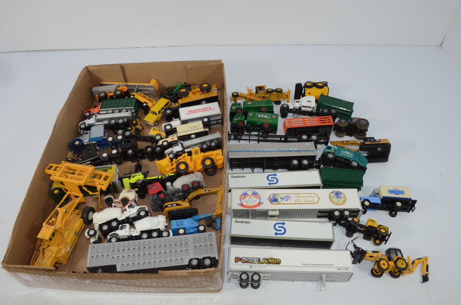 Over 45 HO Scale Trucks, Trailers, and Containers (1 of 5)