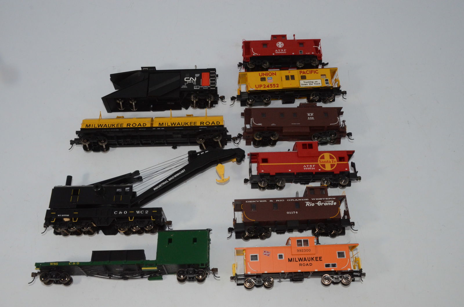 10 Mixed Cars-Snowplow, Steel Coil, Cabooses, Work Train-HO Scale (1 of 3)