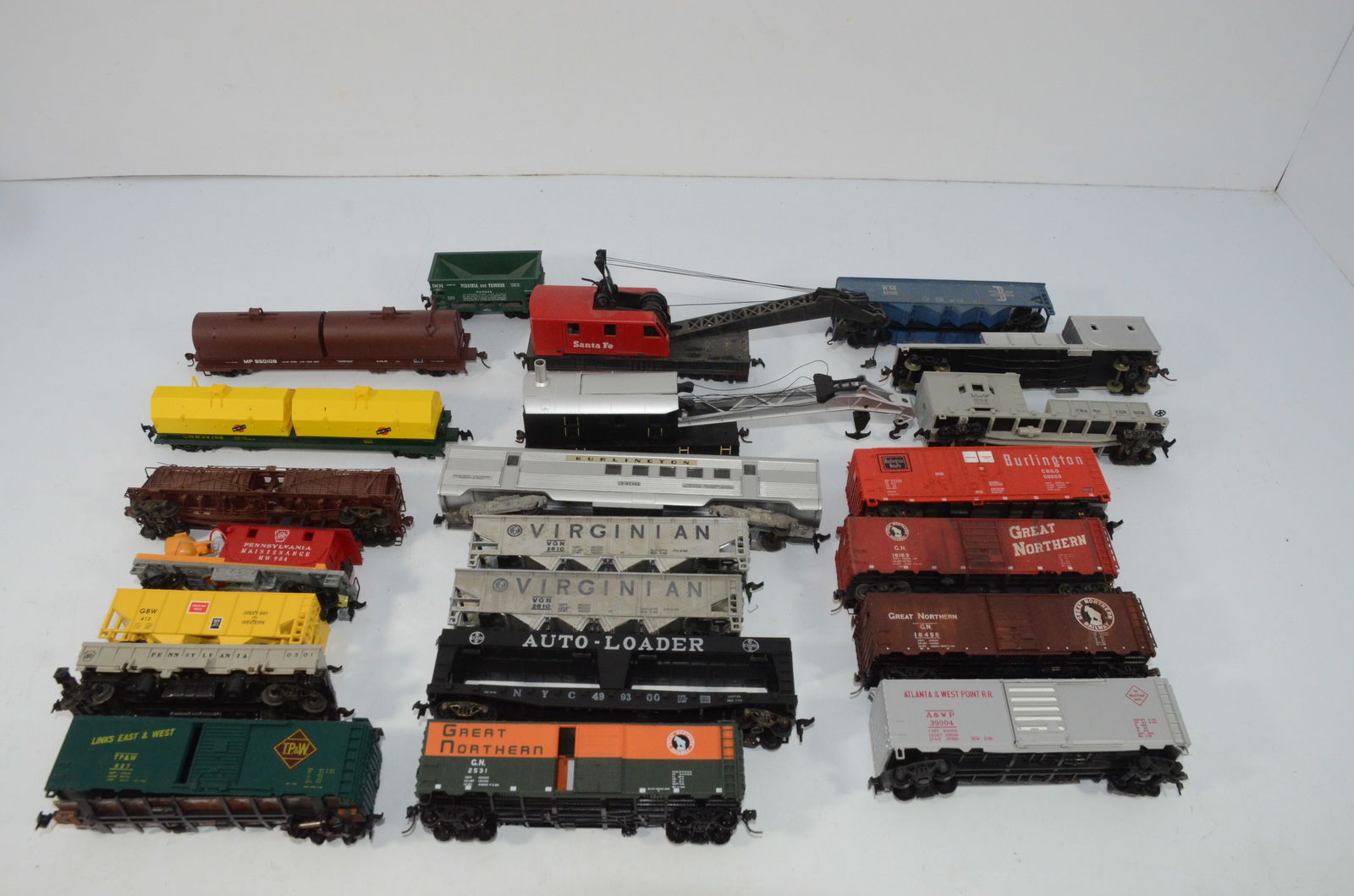 22 Mixed Freight Cars and Passenger Cars-HO Scale (1 of 5)