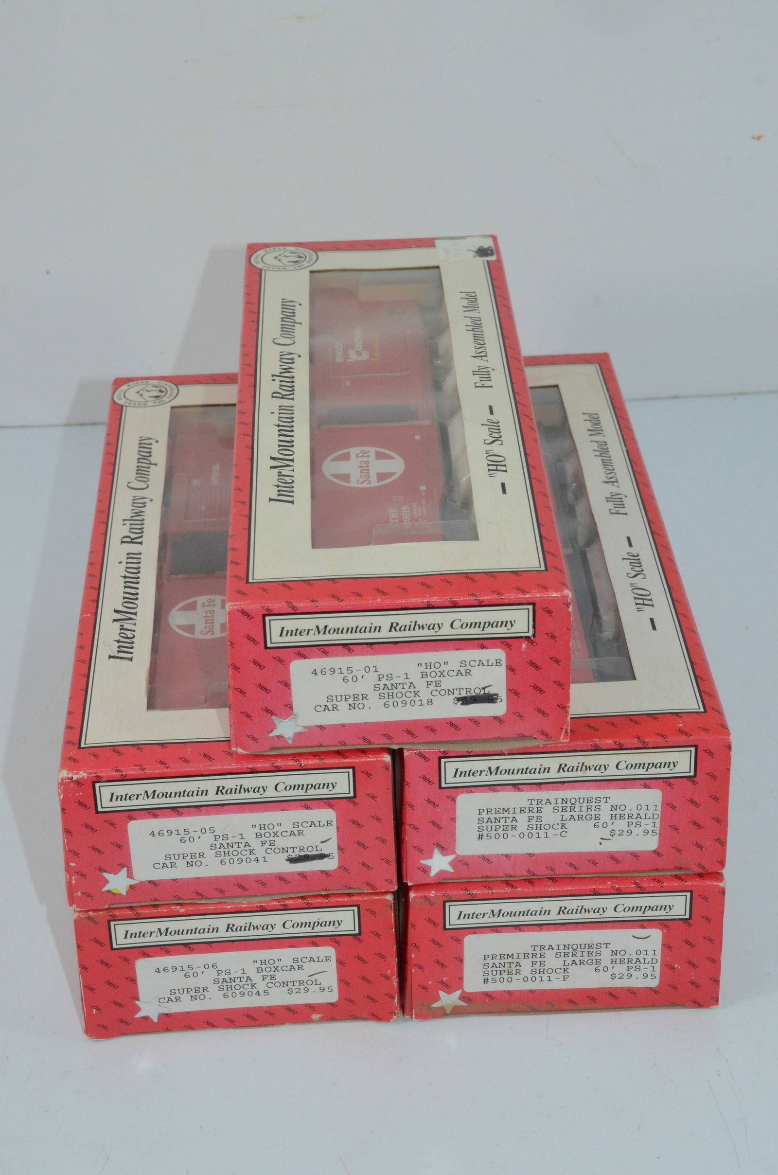 Santa Fe RR 5 Car 60 Foot PS-1 Boxcar Set-Intermountain Railway-HO Scale (1 of 4)