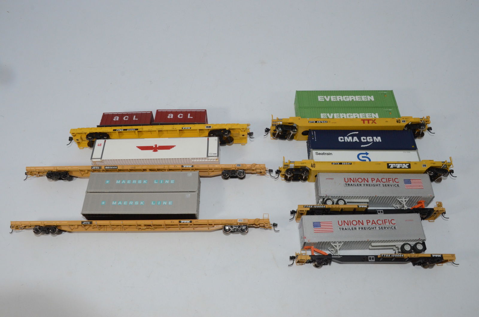 Seven Mixed Trailer Train Flat Cars and Well Cars-HO Scale (1 of 3)