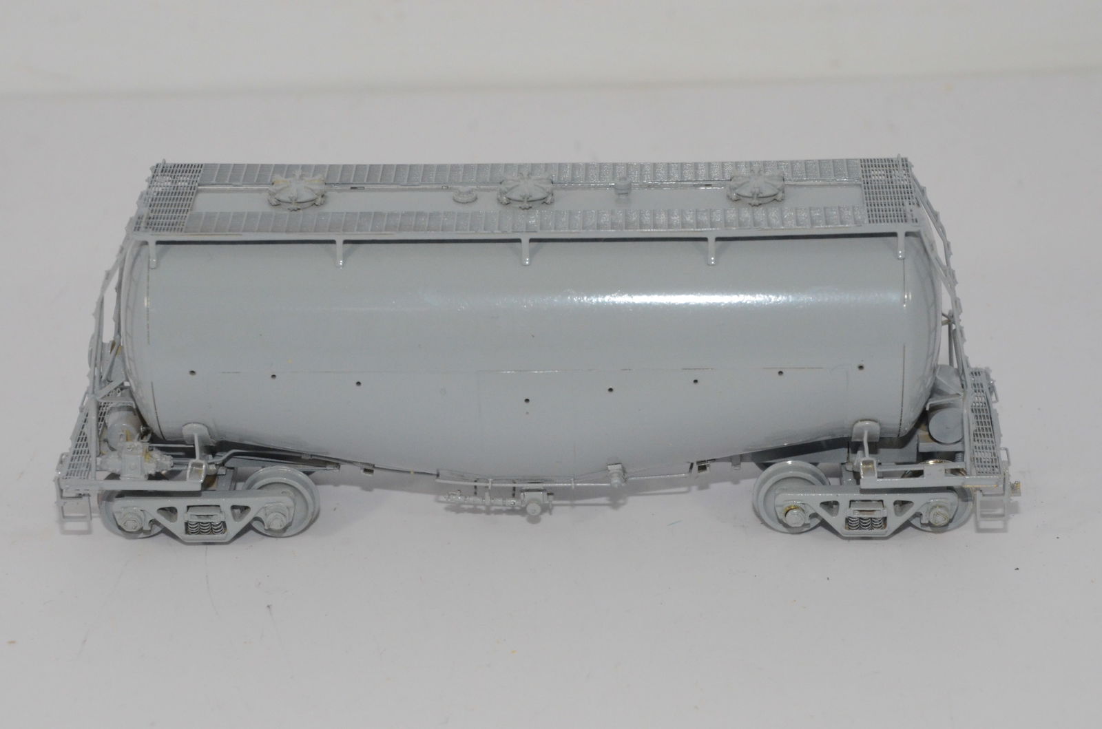 CBQ/ACL/BN Whale Belly Cement Hopper-Beaver Creek Brass Models-HO Scale: This is a whale belly cement hopper as run by the Chicago Burlington and Quincy/Atlantic Coast Line/Burlington Northern Railroads. Manufactured by Lone Star Scale Brass Models and distributed by Beave