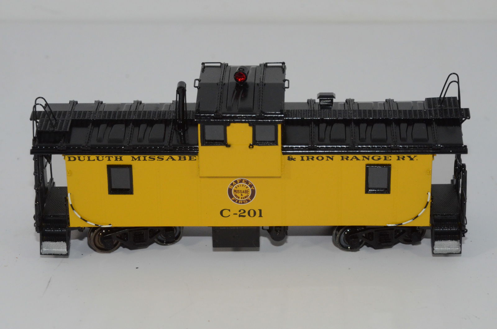 Duluth Missabe and Iron Range RR Extended Vision Caboose-Overland Brass-HO Scale (1 of 7)