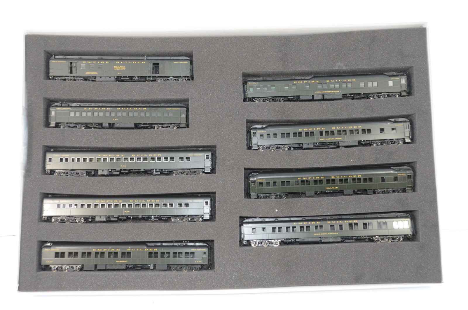 Great Northern RR Heavyweight 9 Car Empire Builder Set-Precision Scale-HO Scale (1 of 20)
