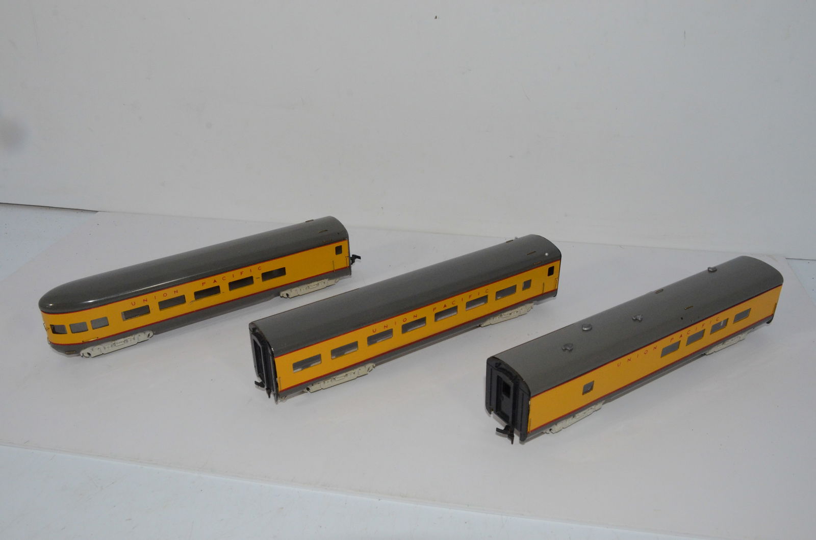 Union Pacific RR 3 Car Brass Passenger Set-HO Scale (1 of 4)