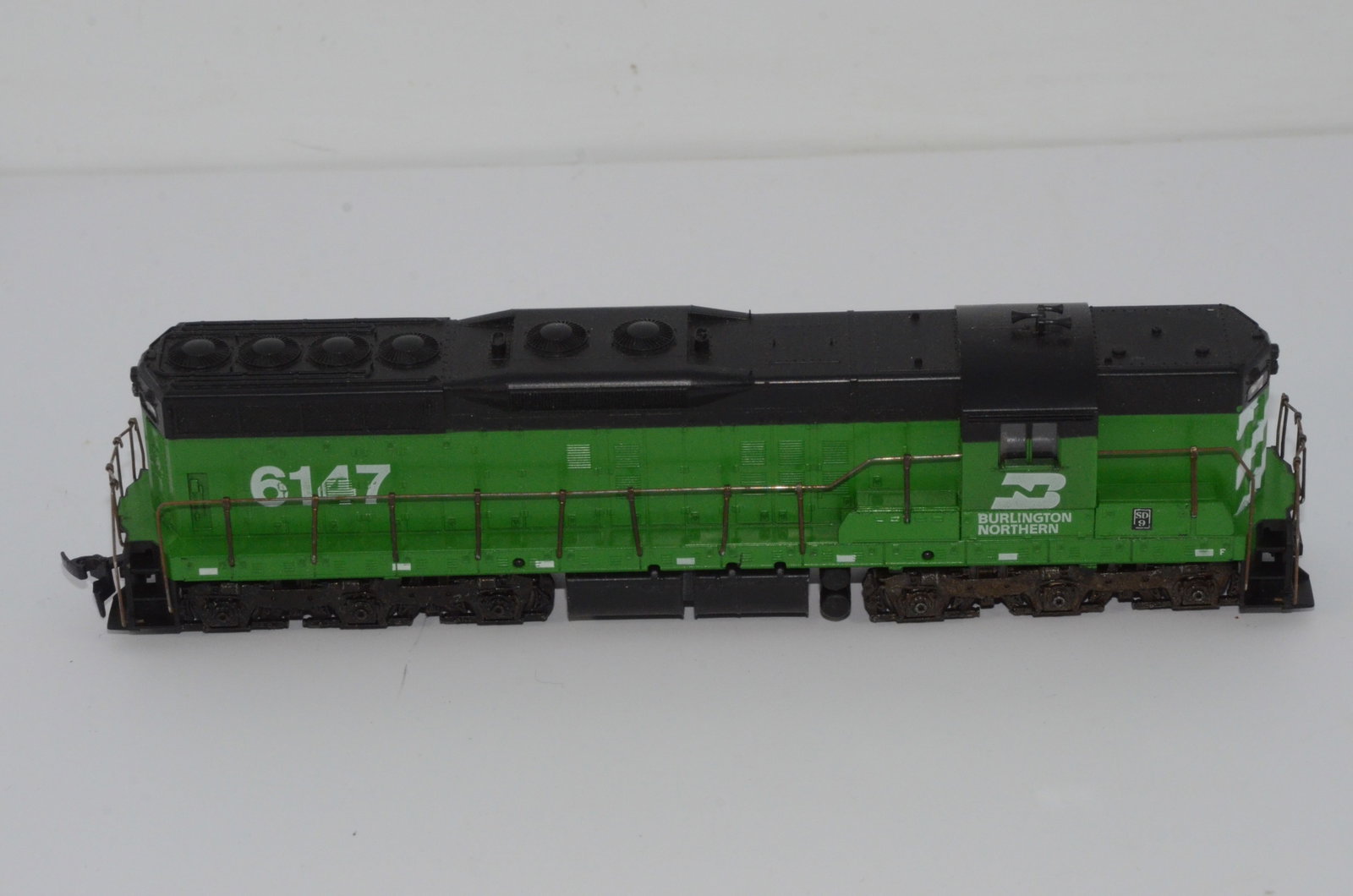 Burlington Northern RR-3 Diesel Locomotive Lot-HO Scale: This is a lot of three Burlington Northern Railroad diesel locomotives. All have been tested and run. The first is an SD9 numbered 6147. The second is an F7A numbered 9760. The third is a GP10. Only t