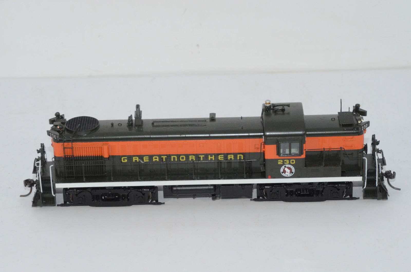 Great Northern RR Alco Phase 1B RS3 DCC Diesel Loco-Overland Brass Models-HO Scale (1 of 7)