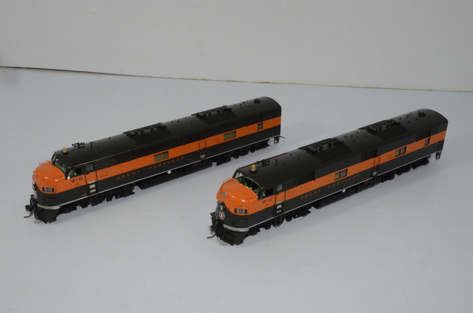 Great Northern RR E7A/A Diesel Locomotive Set-Challenger Brass Imports-HO Scale (1 of 9)
