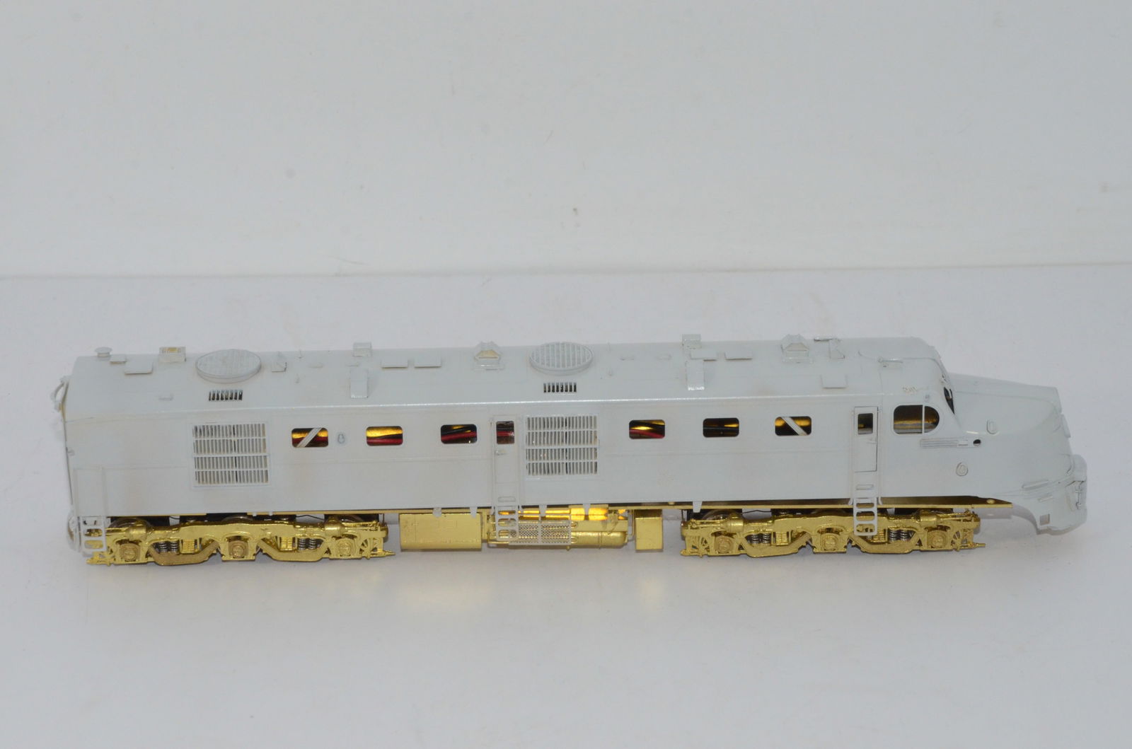 Milwaukee Road RR DL-107A Diesel Locomotive-Overland Brass Models-HO Scale (1 of 7)
