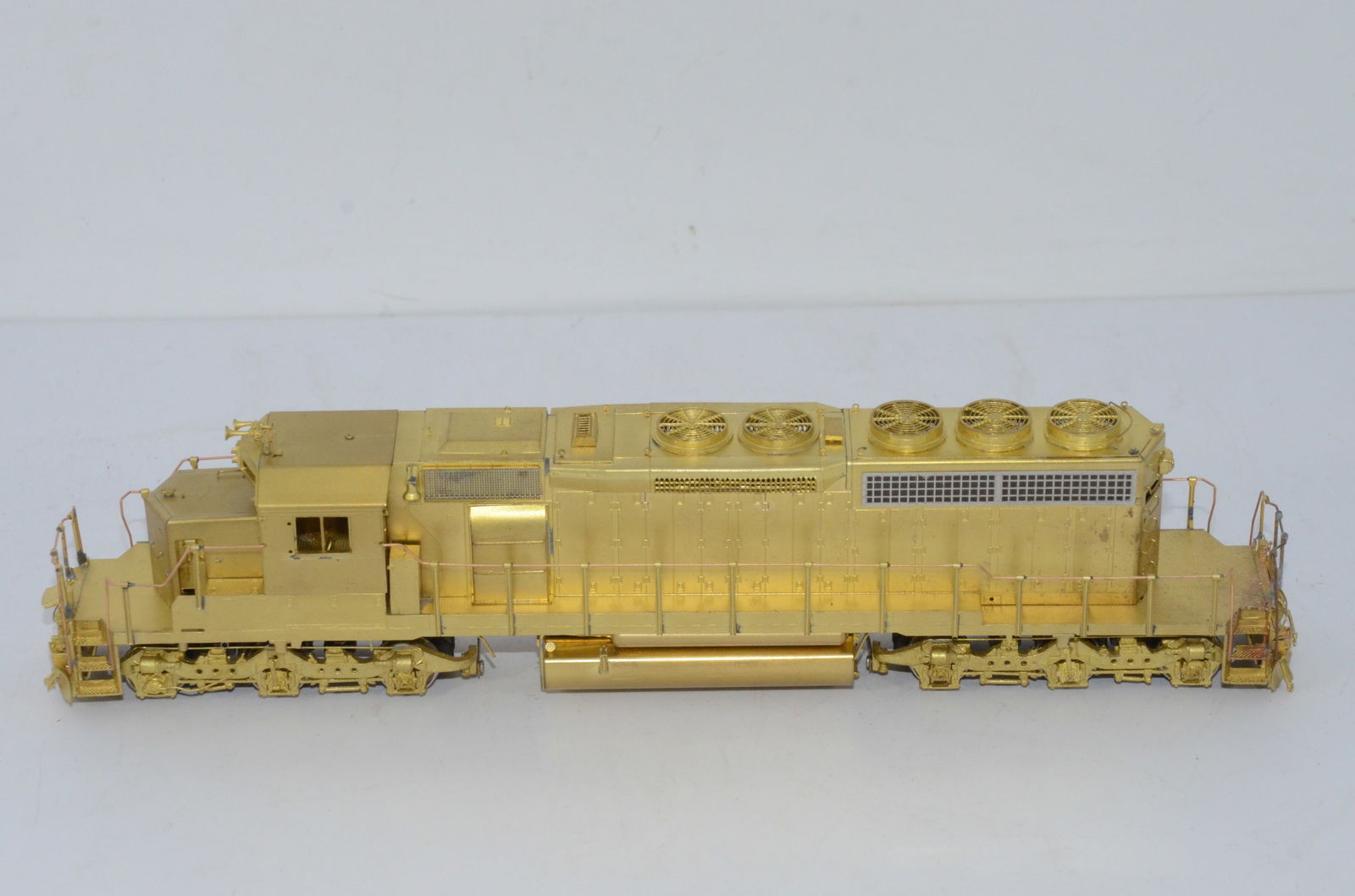 Milwaukee Road RR SD40-2 Diesel Locomotive-Overland Brass Models-HO Scale (1 of 7)