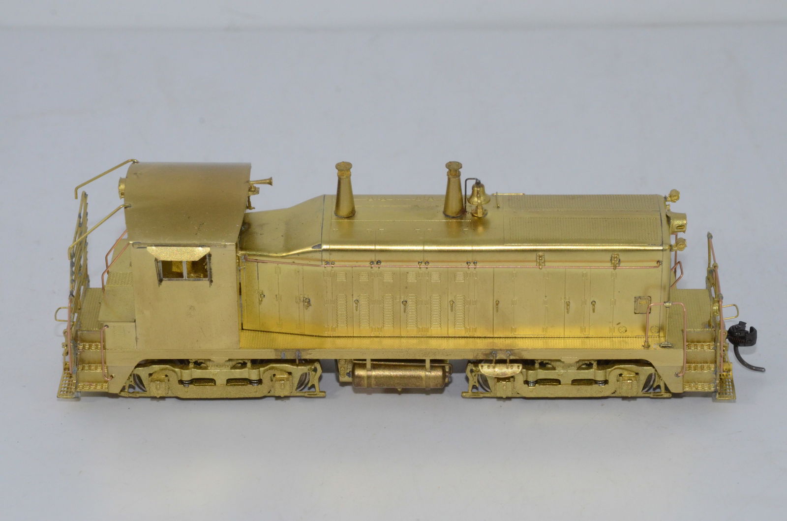 Nickel Plate Road RR NW-2 Diesel Locomotive Pilot Model-Overland Brass-HO Scale (1 of 8)