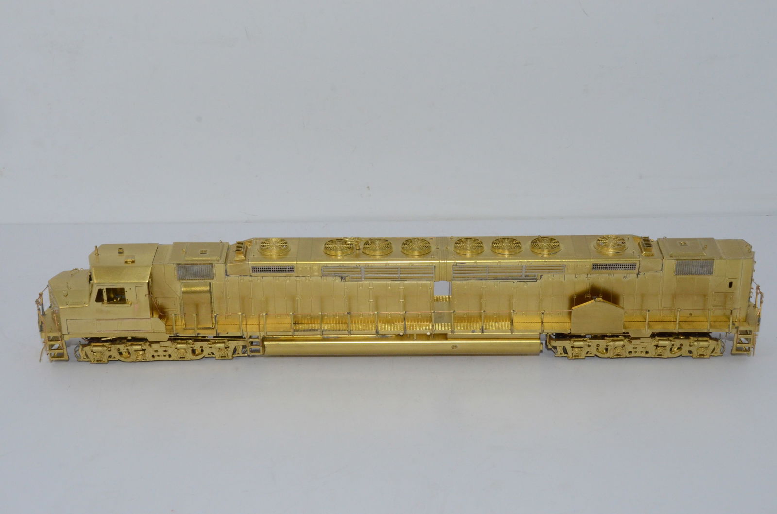 Union Pacific RR DD40X Diesel Locomotive-Overland Brass Models-HO Scale (1 of 5)