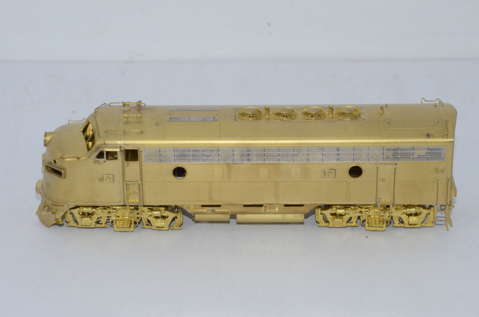 Union Pacific RR F3A Phase 4 Diesel Locomotive-Overland Brass Models-HO Scale (1 of 7)