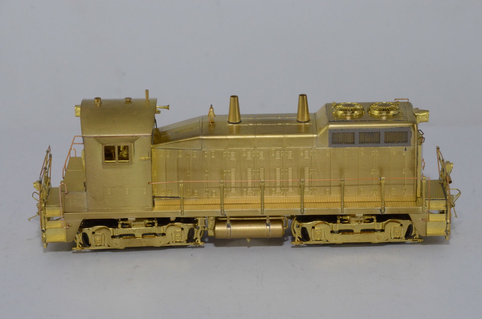 Union Pacific RR SW10 Diesel Locomotive-Overland Brass Models-HO Scale (1 of 6)