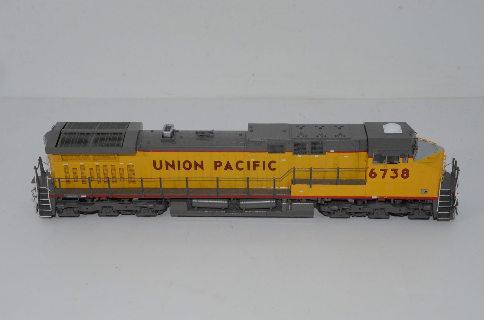 Union Pacific RRC44AC Diesel Locomotive-Overland Brass Models-HO Scale (1 of 5)