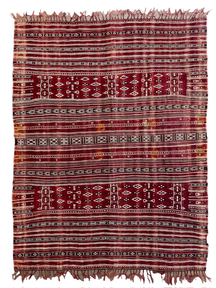 Antique Rare Tunisian Women Realm Bakhnoug (head and shoulders mantle), Circa 1900: Antique Rare Tunisian Women Realm Bakhnoug (head and shoulders mantle). Circa 1900. Size: 141 cms x 110 cms (56 ins x 44 ins)FREE PACKING AND SHIPPING UK/Worldwide for any quantity of Sold items liste