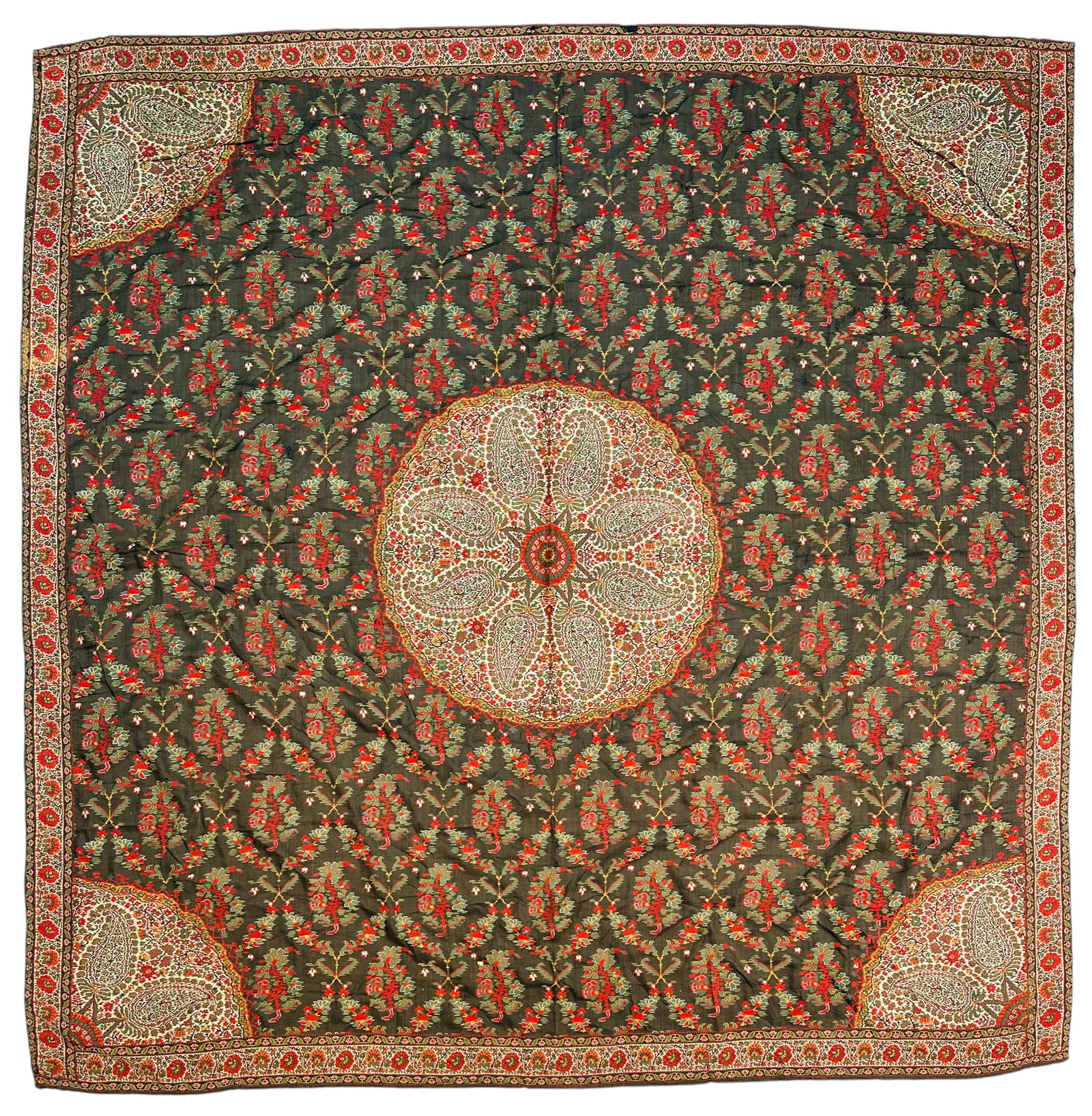 Antique Victorian Paisley Kashmiri Shawl - Fine Weave Wool On Wool Circa 1850: Antique Victorian Paisley Kashmiri Shawl - Fine Weave Wool On Wool Circa 1850. Size: 163 cmd x 162 cmd (64 ins x 65 ins). TORG AUCTIONS offers bespoke packing and international and domestic shipping l