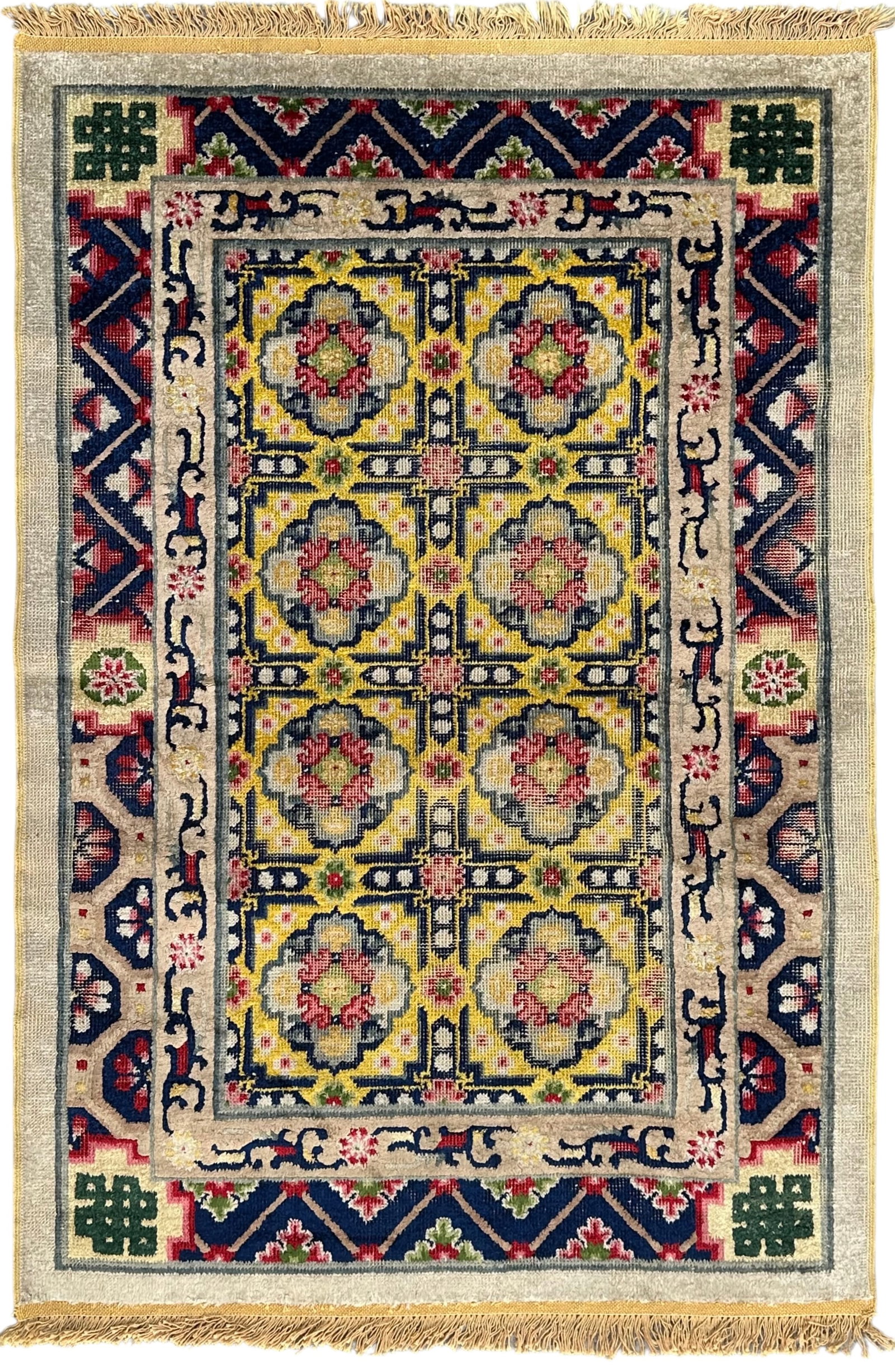Antique Silk On Cotton foundation Chinese Rug Circa 1890: Antique Silk On Cotton foundation Chinese Rug Circa 1890. Size: 94 cms x 63 cms (37 ins x 25 ins). TORG AUCTIONS offers bespoke packing and international and domestic shipping logistics for sold items