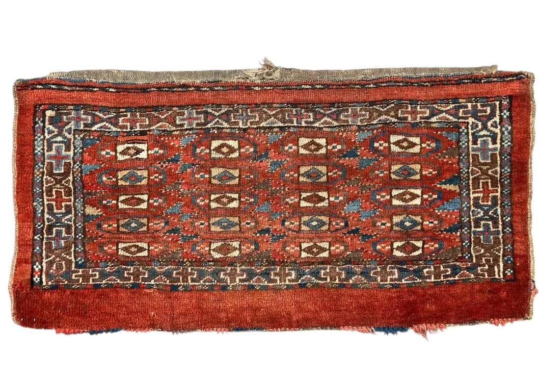 Antique Yamud Yamut Torba Wool On Wool Foundation, Circa 1900: Antique Yamud Yamut Torba Wool On Wool Foundation, Circa 1900. Size: 75 cm x 37 cm (15 ins x 74 ins). TORG AUCTIONS offers bespoke packing and international and domestic shipping logistics for sold it