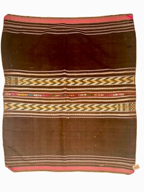 Antique Bolivian Aymara Wool Weave Textile: Antique Bolivian Aymara Wool Weave Textile good condition. Last Quarter of 19th Century. Size: 122 cms x 110 cms (48 ins x 43 ins). The Aymara are an indigenous people living in Bolivia, Peru and Chil