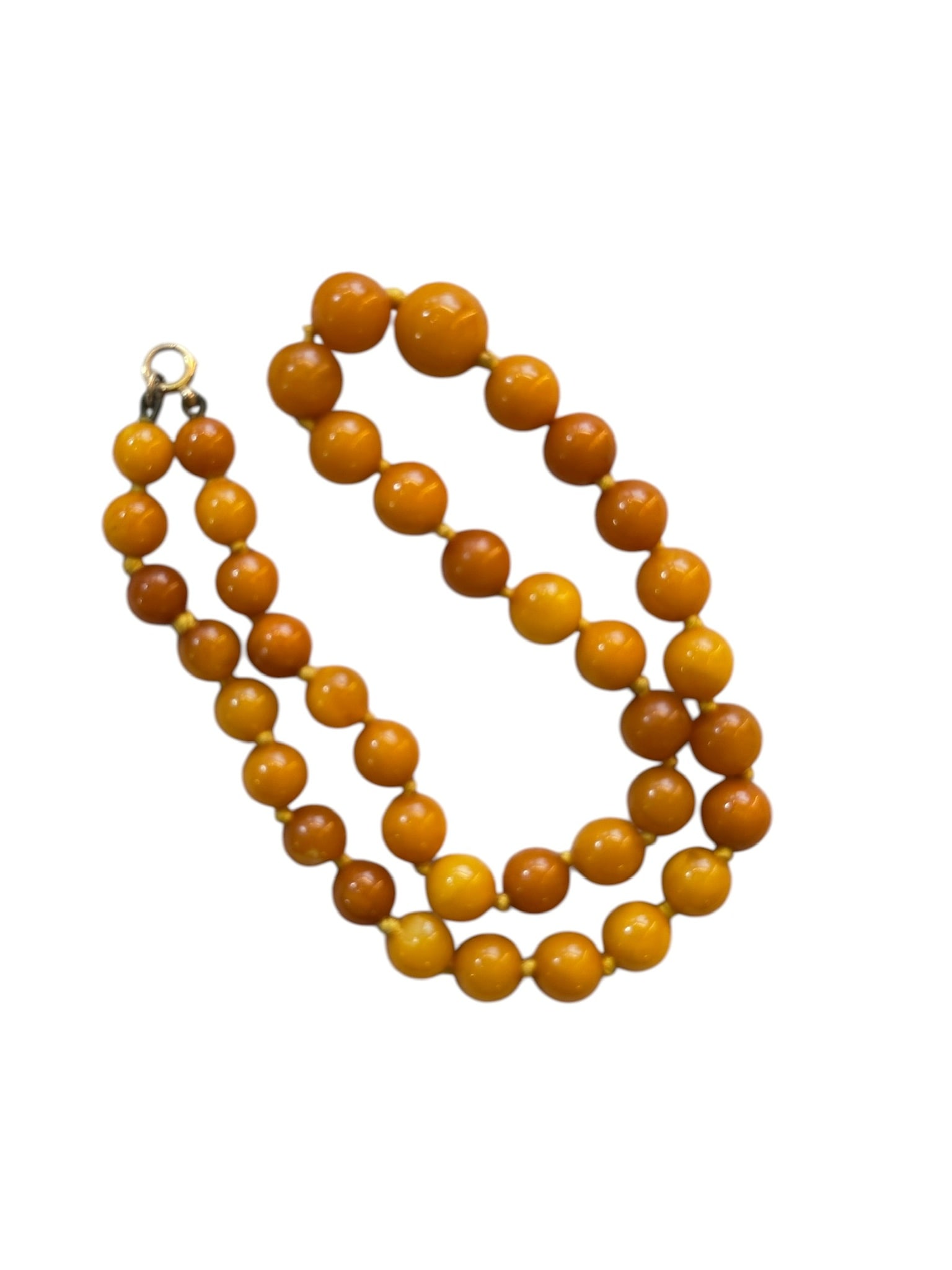 Antique Amber Beads Circa 1900 17gr: Antique Amber Beads Circa 1900. 17gr. TORG AUCTIONS offers bespoke packing and international and domestic shipping logistics for sold items. Please contact us for packing and shipping costs and more d