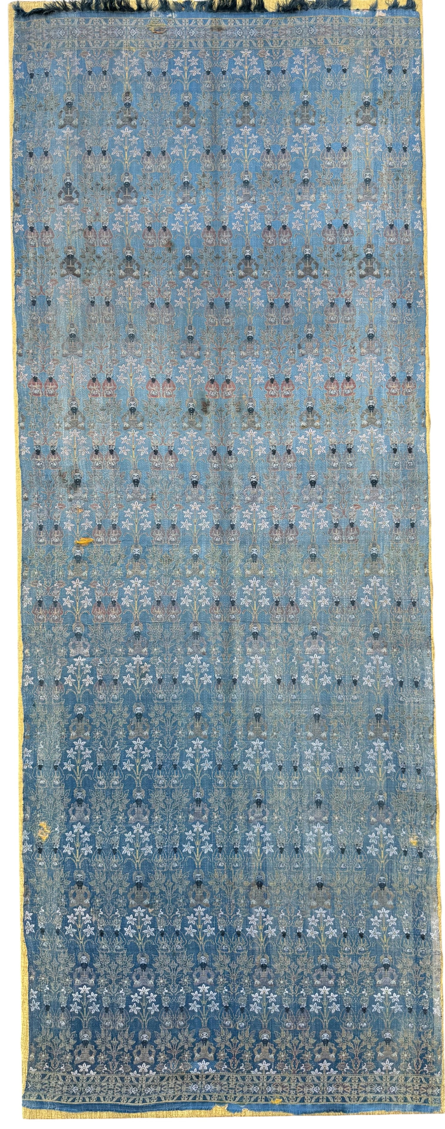 Extremely Rare Large Antique Silk And Metal Thread Safavid Textile Circa 1600: Extremely Rare Large Antique Silk And Metal Thread Safavid Textile Circa 1600. Size: 177 cm x 68 cm ( 70 ins x 27 ins). TORG AUCTIONS offers bespoke packing and international and domestic shipping log