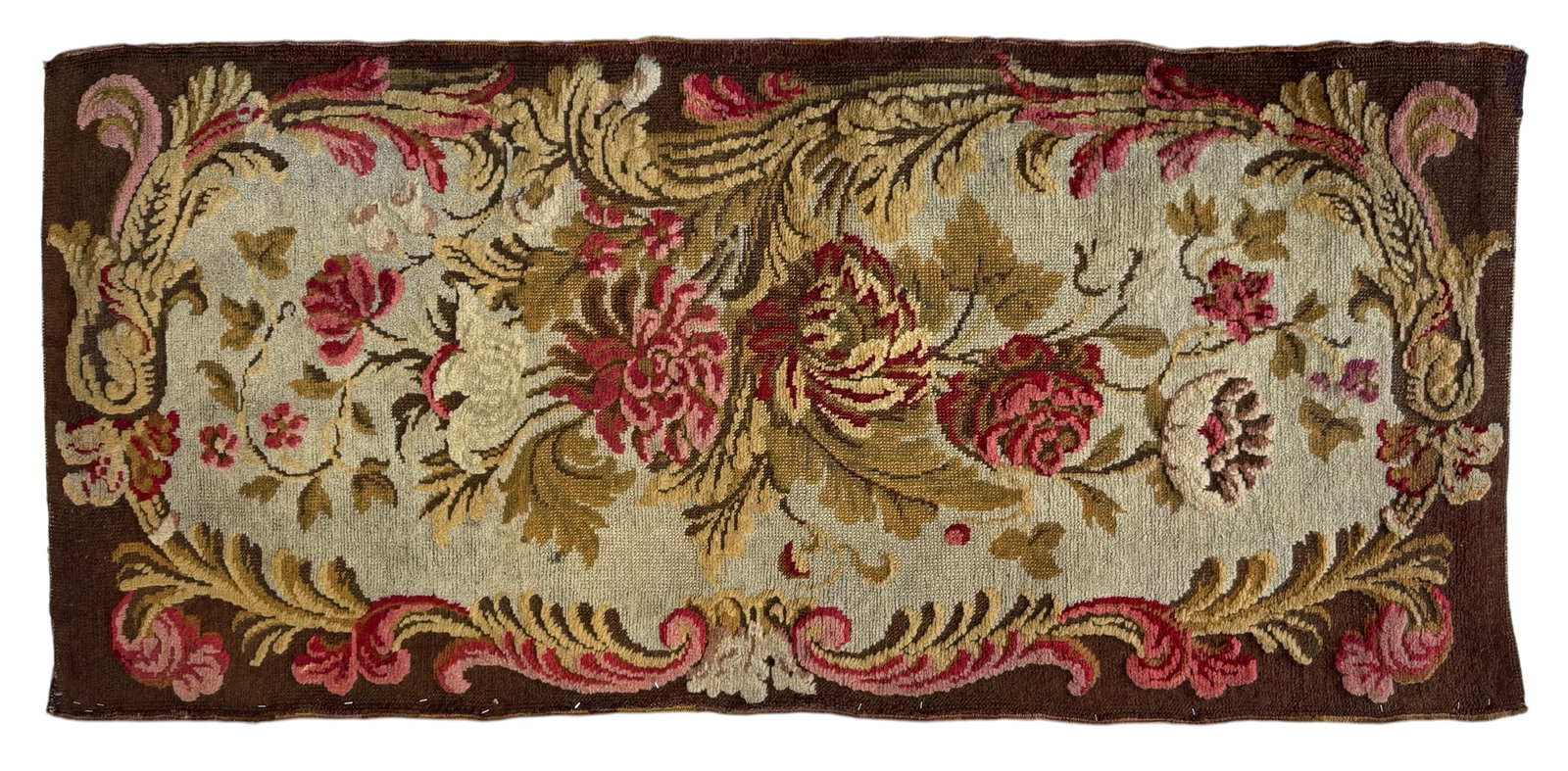 Rare Antique Decorative English Axminster Hand made carpet Wool On Cotton Circa 1850: Rare Decorative Complete Antique English Axminster Hand made carpet Wool On Cotton Circa 1850. Size: 197cm x 93 cm (78 ins x 36 ins). TORG AUCTIONS offers bespoke packing and international and domesti