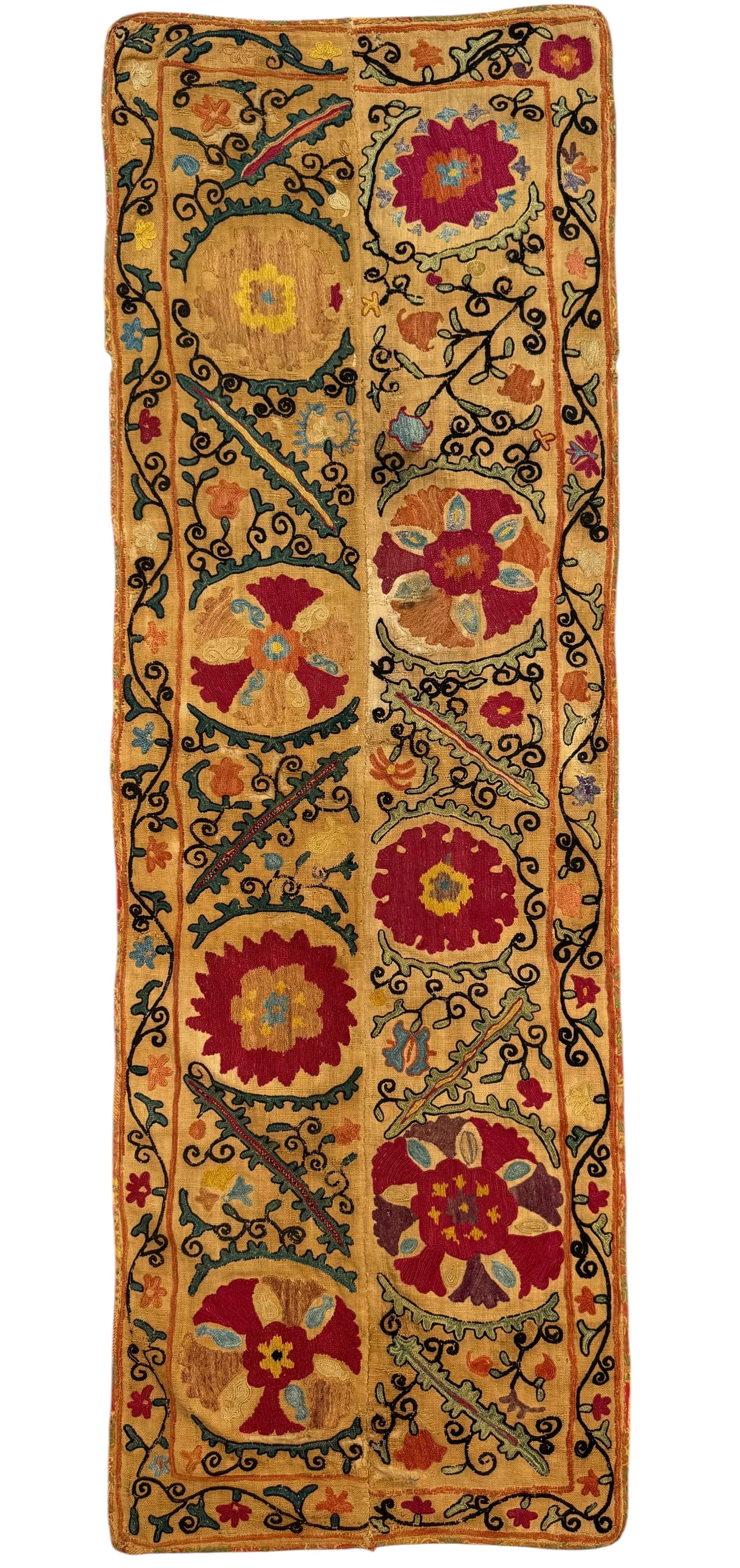 Small Antique Suzani Fragment Silk Embroidery On Cotton Foundation Circa 1860: Small Antique Suzani Fragment Silk Embroidery On Cotton Foundation Circa 1860. Size: 145cm x 485cm (57 ins x 19 ins). TORG AUCTIONS offers bespoke packing and international and domestic shipping logis