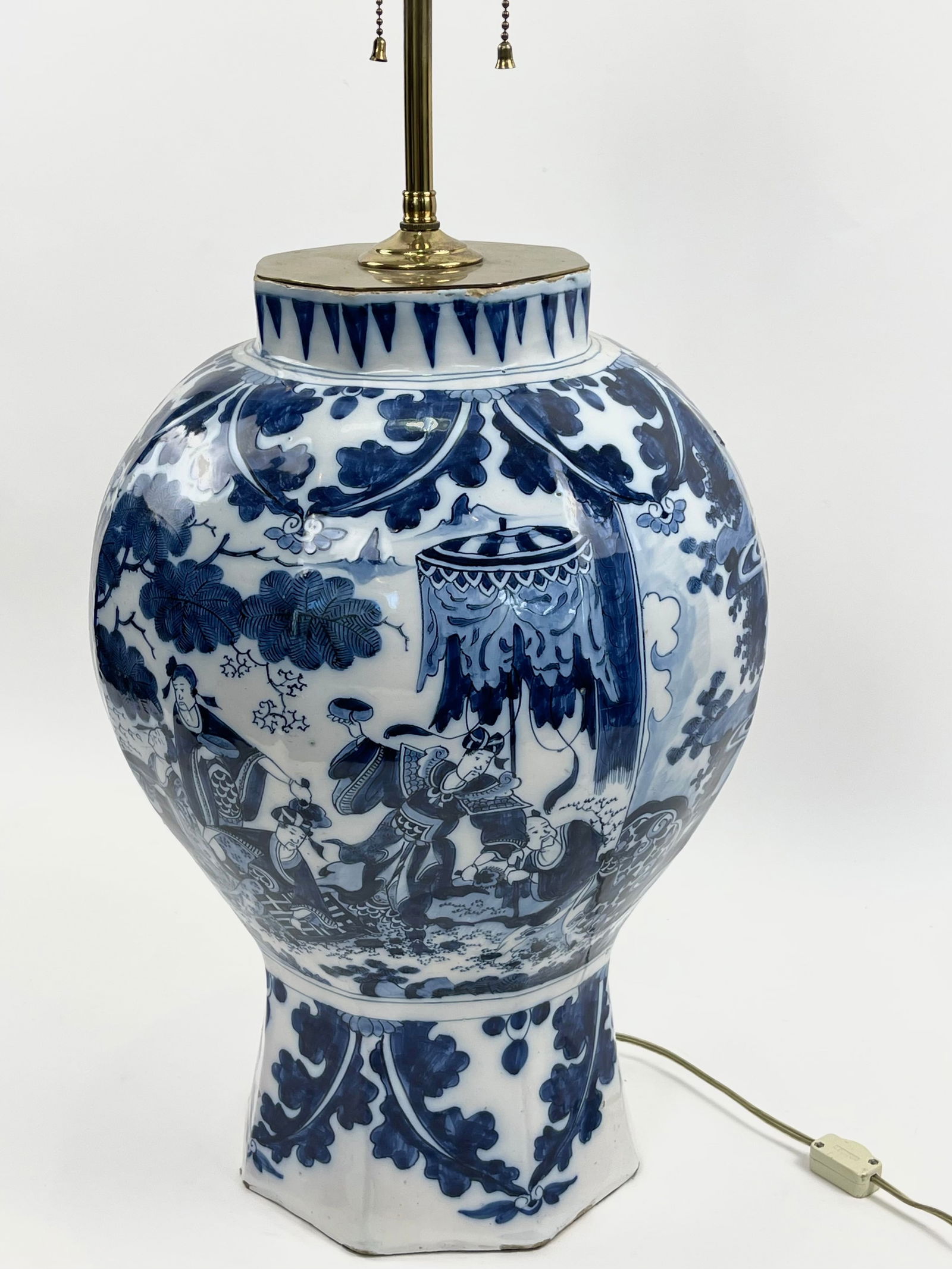 18th Century Chinoiserie Blue And White Delt Porcelain Table Lamp (1 of 20)