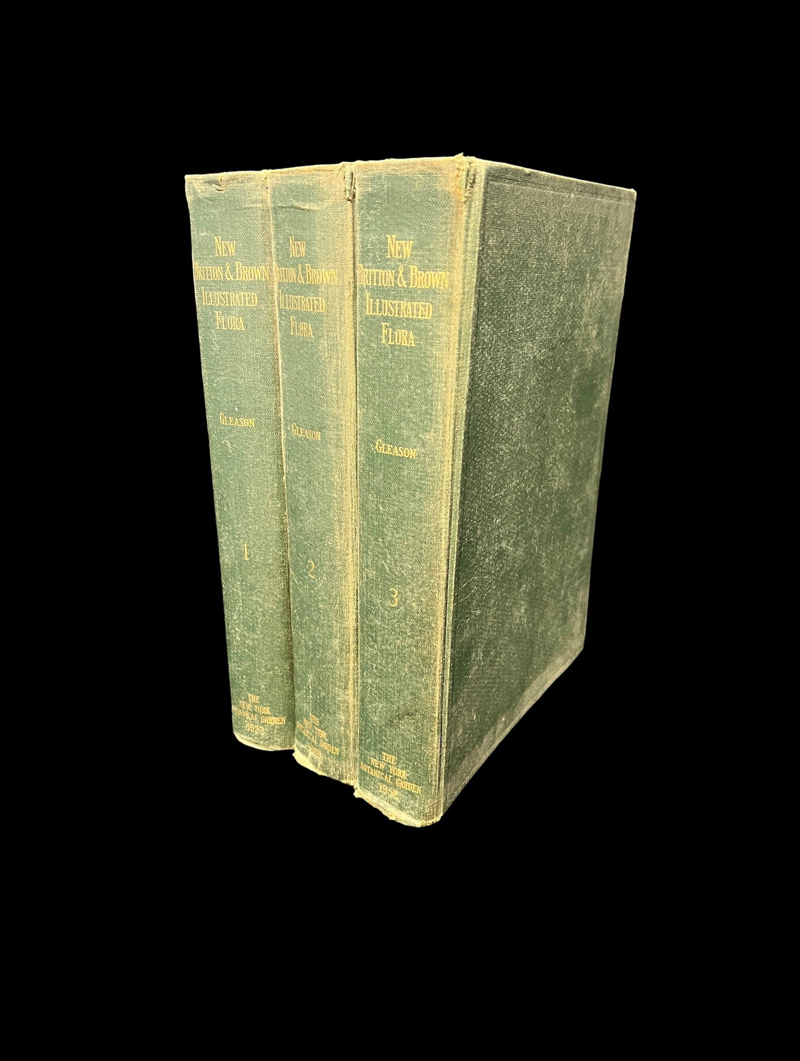 1952 3-Volume Set of The New Britton & Brown Illustrated Flora, NY Botanical Garden Roy Latham Estat: This lot includes a complete three-volume set of The New Britton & Brown Illustrated Flora authored by Henry A. Gleason and published by The New York Botanical Garden in 1952. These hardcover volumes