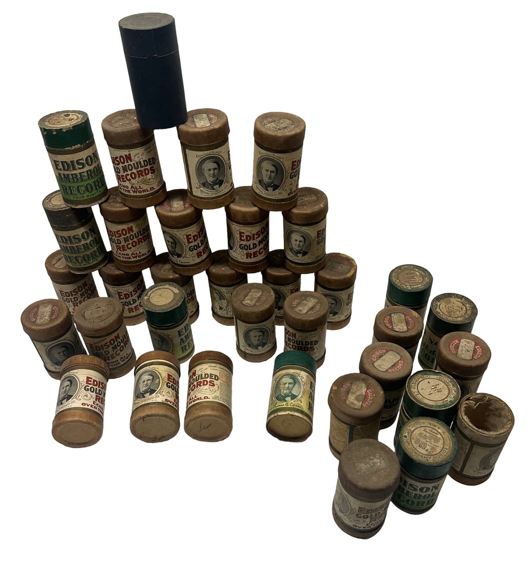 Lot of 25 Antique Edison Gold Moulded and Amberol Cylinder Phonograph Records Roy Latham Estate (1 of 3)