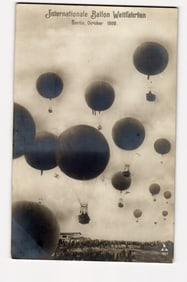 Internationale Ballon Wettfahrten, Berlin, October 1908. Multiple Hot Air Balloons Aloft.