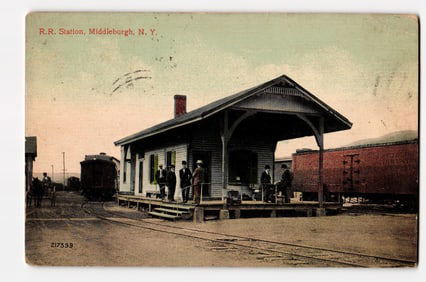 R.R. Station, Middleburgh, N.Y., Depot & Train Cars, Colorized Postcard, Postmarked 1917