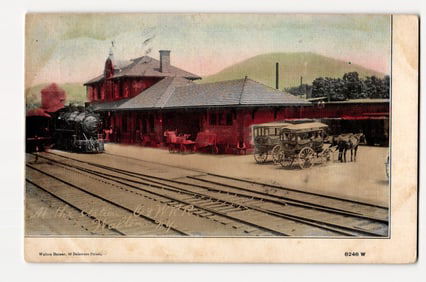 O&W R.R. Station, Steam Locomotive & Horse-Drawn Carriages, Walton, NY 1906 Postcard