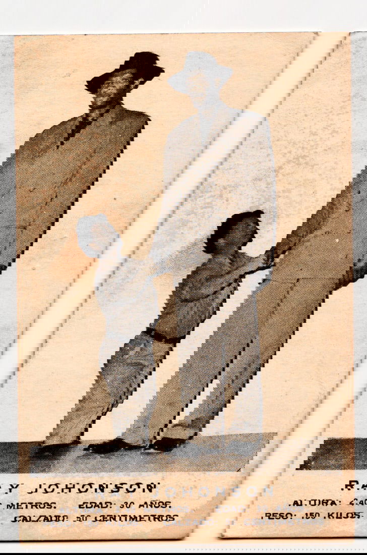 Original Spanish Language Postcard Signed Ray Johnson  – 7 ft 5 in Harlem Globetrotters Center (1 of 3)