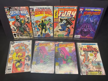 Lot of Approx. 8 Assorted Comic Books: Marvel Secret Wars, Ms. Marvel, Topps Mars Attacks, DC