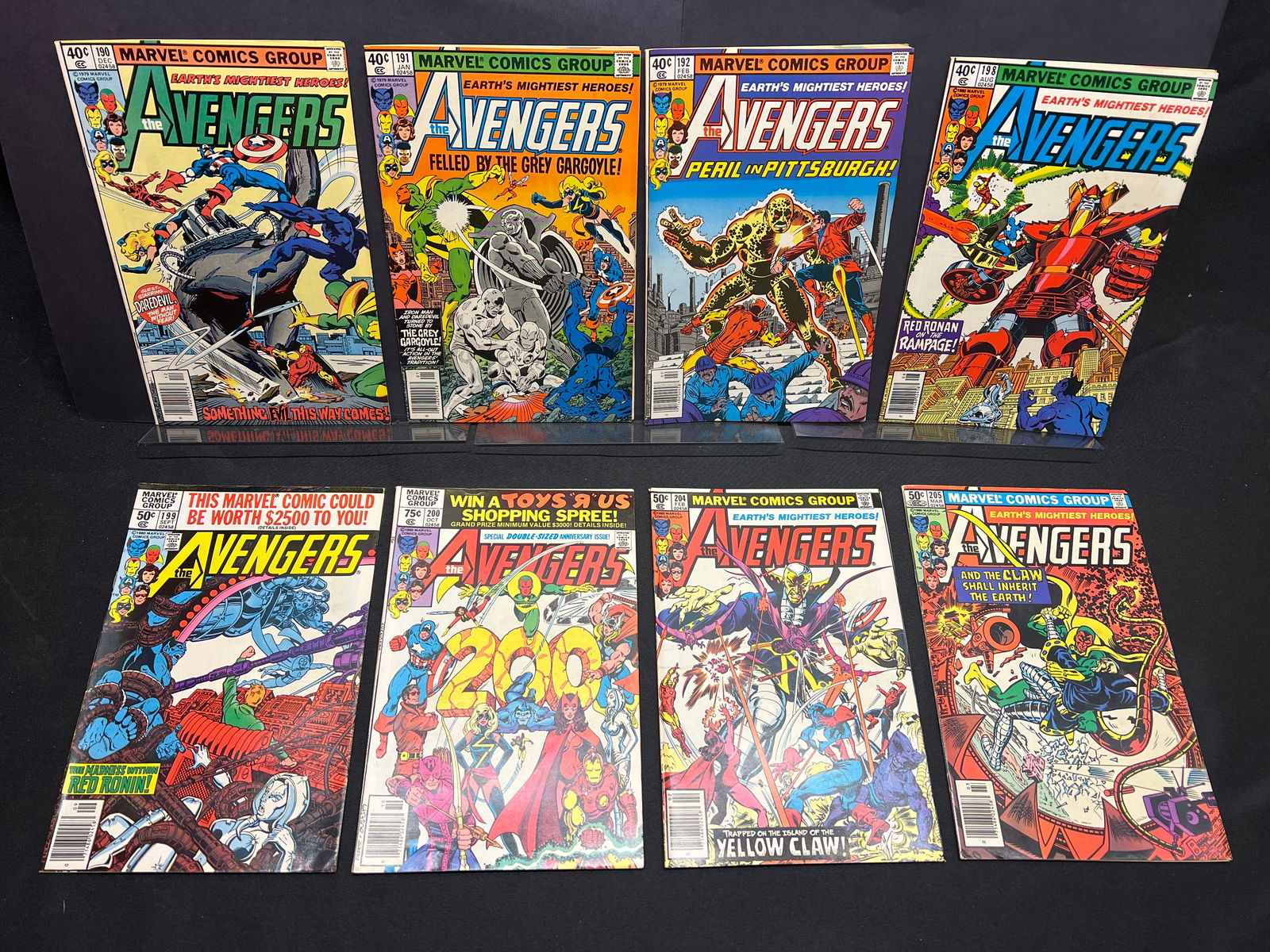 Lot of The Avengers Marvel Comic Books, including #200 Anniversary & #199 Contest issues (1 of 1)