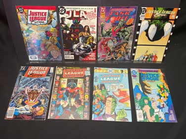 Lot of Assorted DC Comic Books, featuring various Justice League titles and key character events