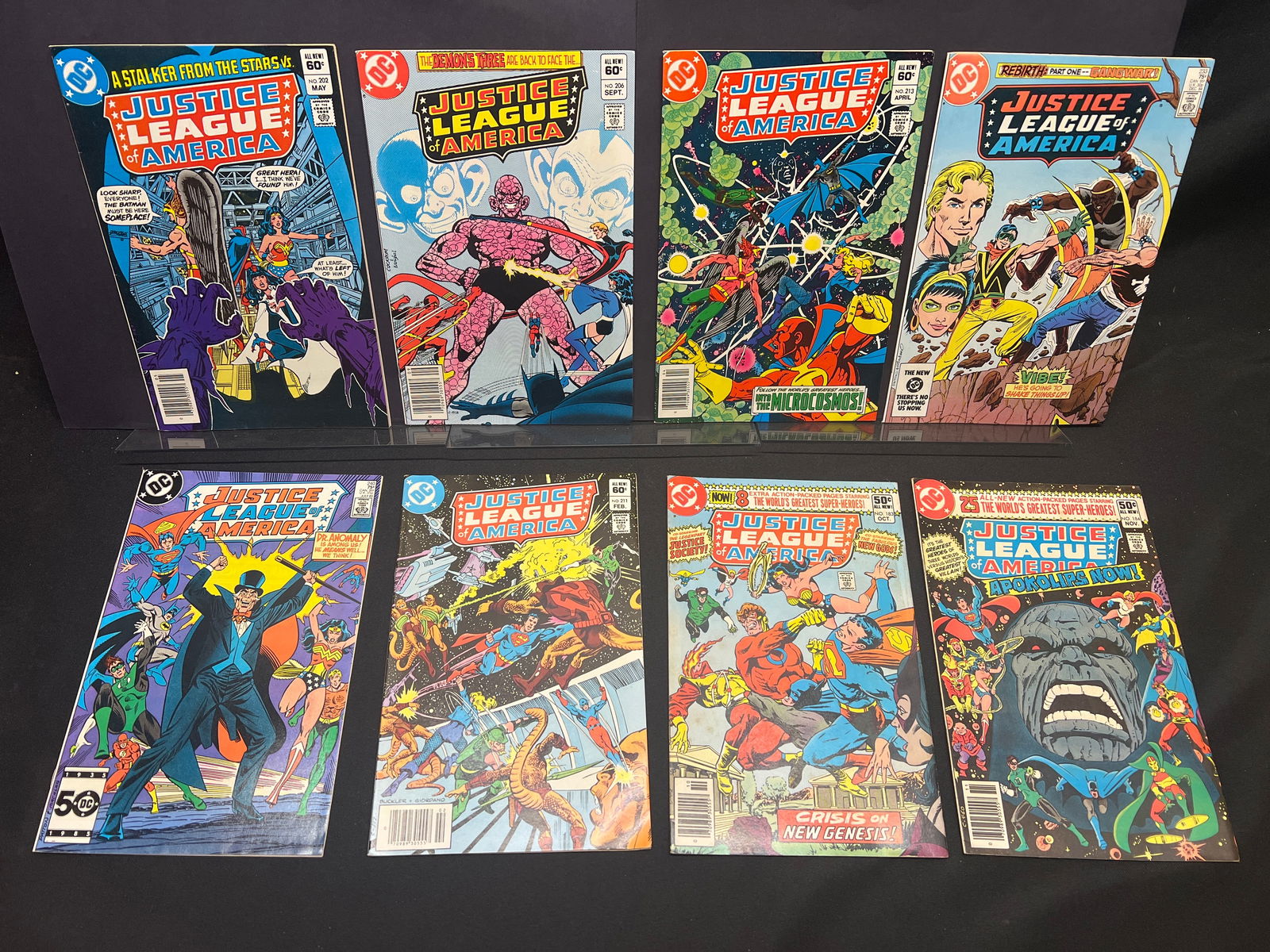 Lot of Assorted Justice League of America Comic Books, featuring Crisis on New Genesis & Apokolips (1 of 1)