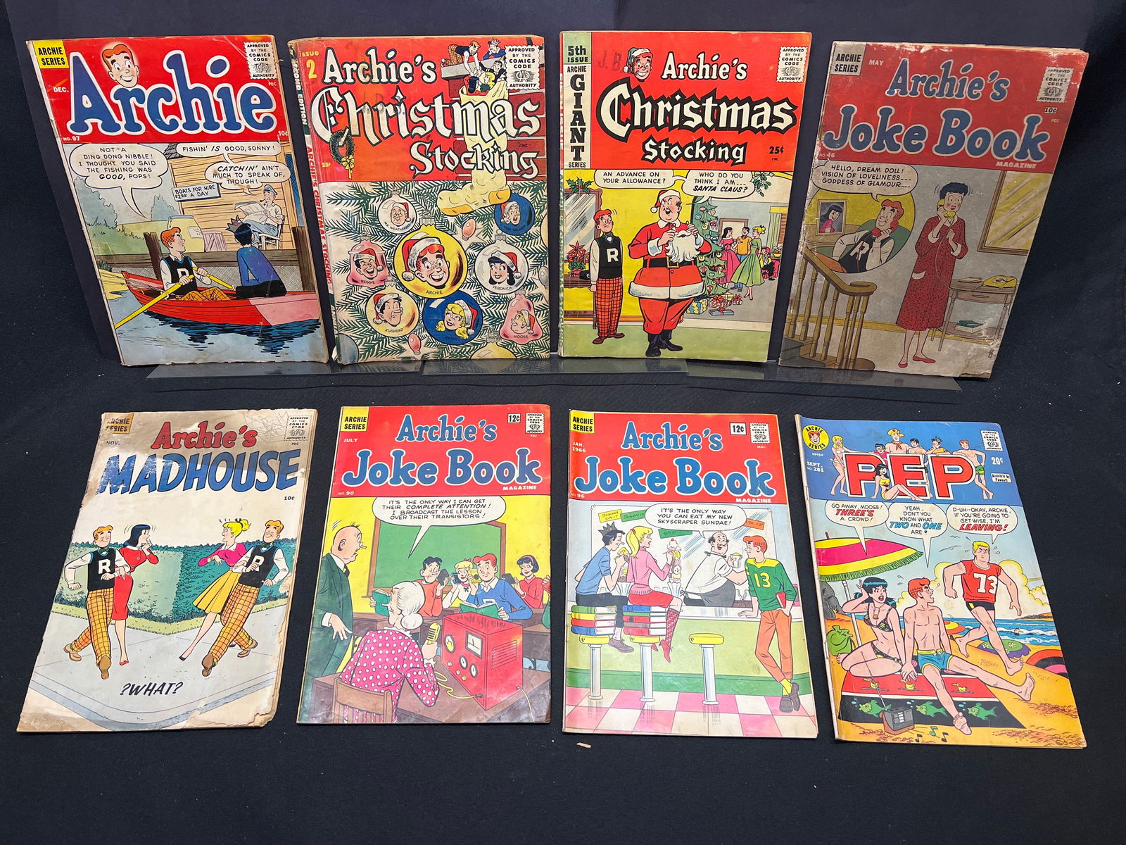 Lot of Assorted Archie Comic Books as Shown, featuring Christmas, Joke Book, Madhouse & Pep (1 of 1)