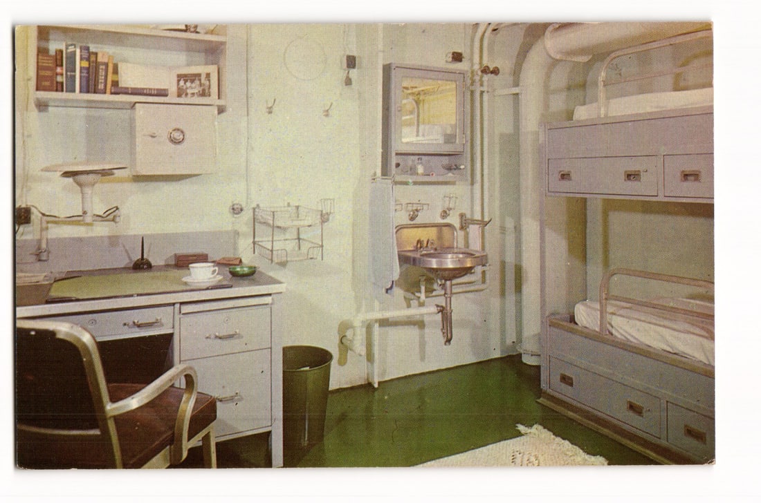 USS Alabama Officer's Stateroom, Battleship Memorial Park, Mobile, Color Photo Postcard (1 of 2)